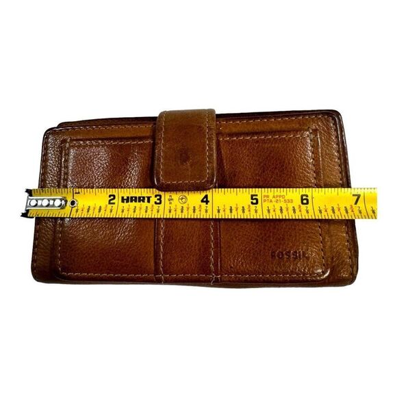 Fossil Brown Leather Wallet Bifold ID Holder Snap Closure Multiple Compartments - Picture 3 of 10